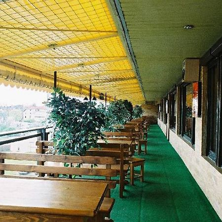 Hotel Satelit Pieszczany Zewnętrze zdjęcie