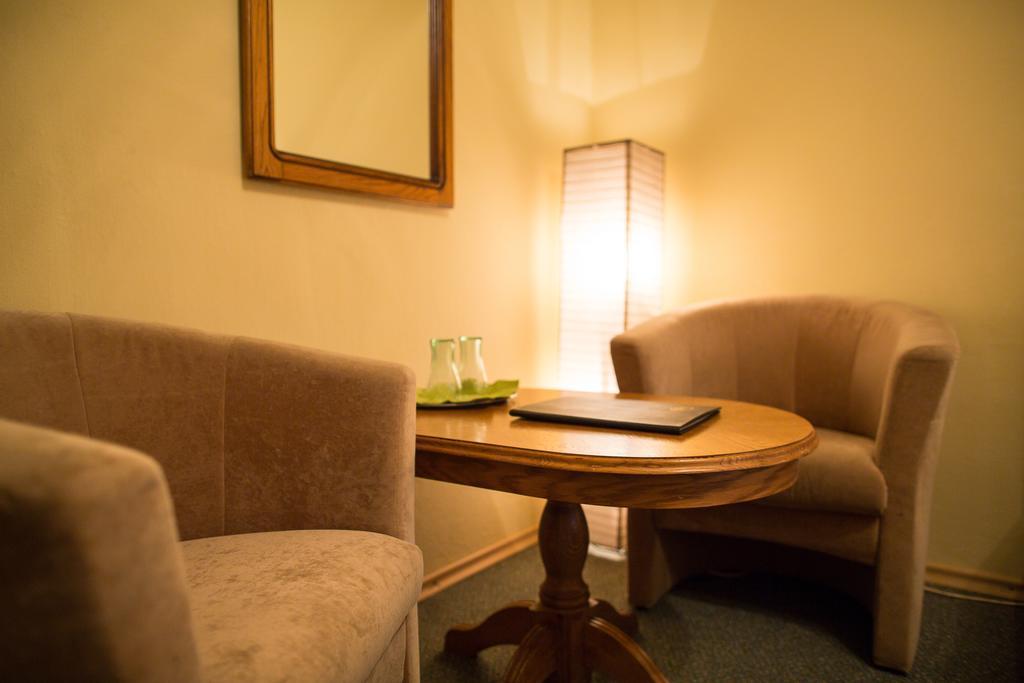 Hotel Satelit Pieszczany Zewnętrze zdjęcie