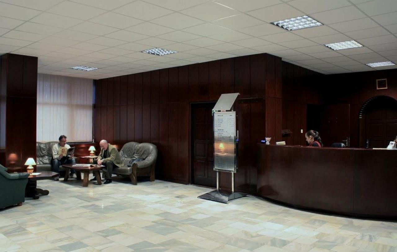 Hotel Satelit Pieszczany Zewnętrze zdjęcie
