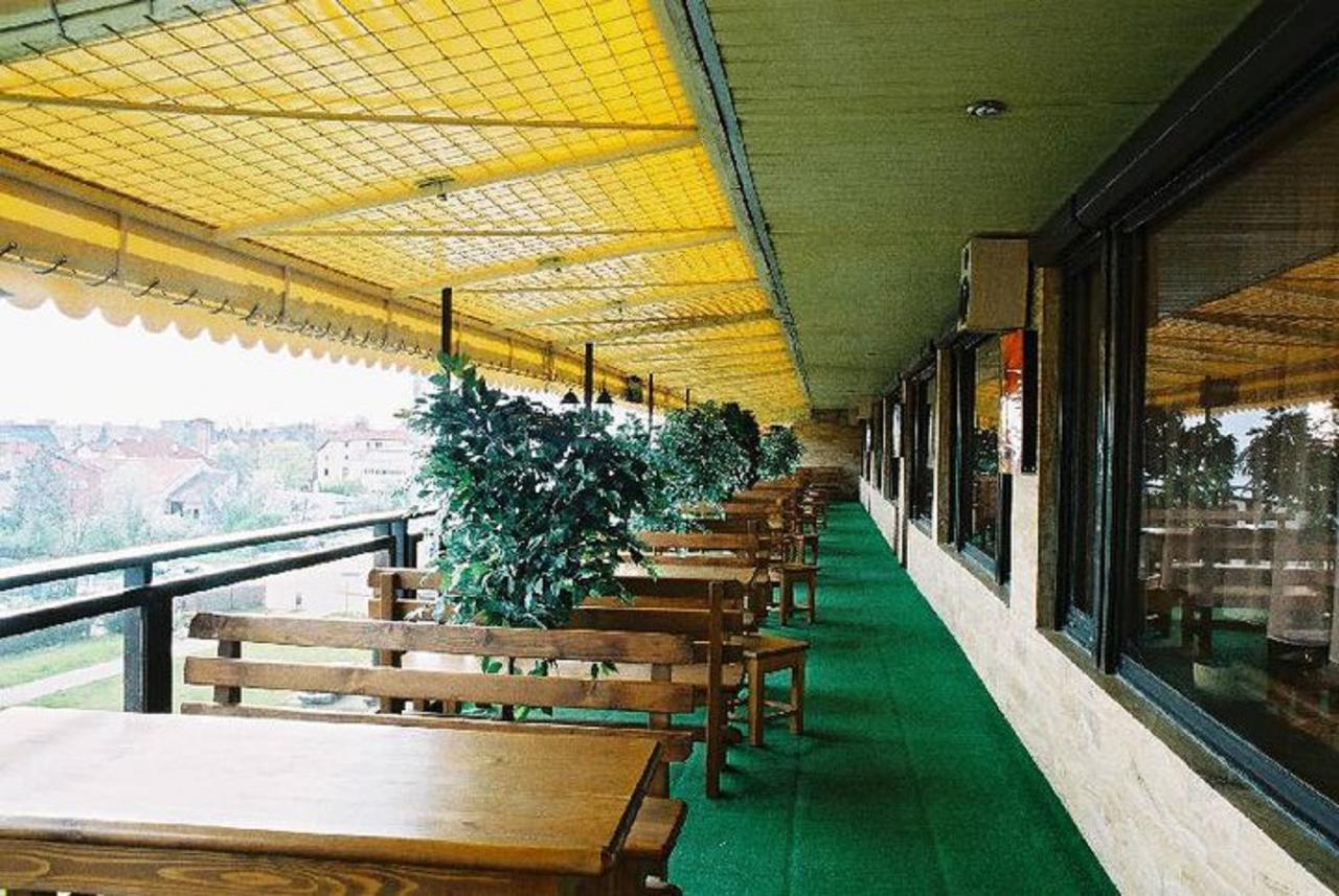Hotel Satelit Pieszczany Zewnętrze zdjęcie