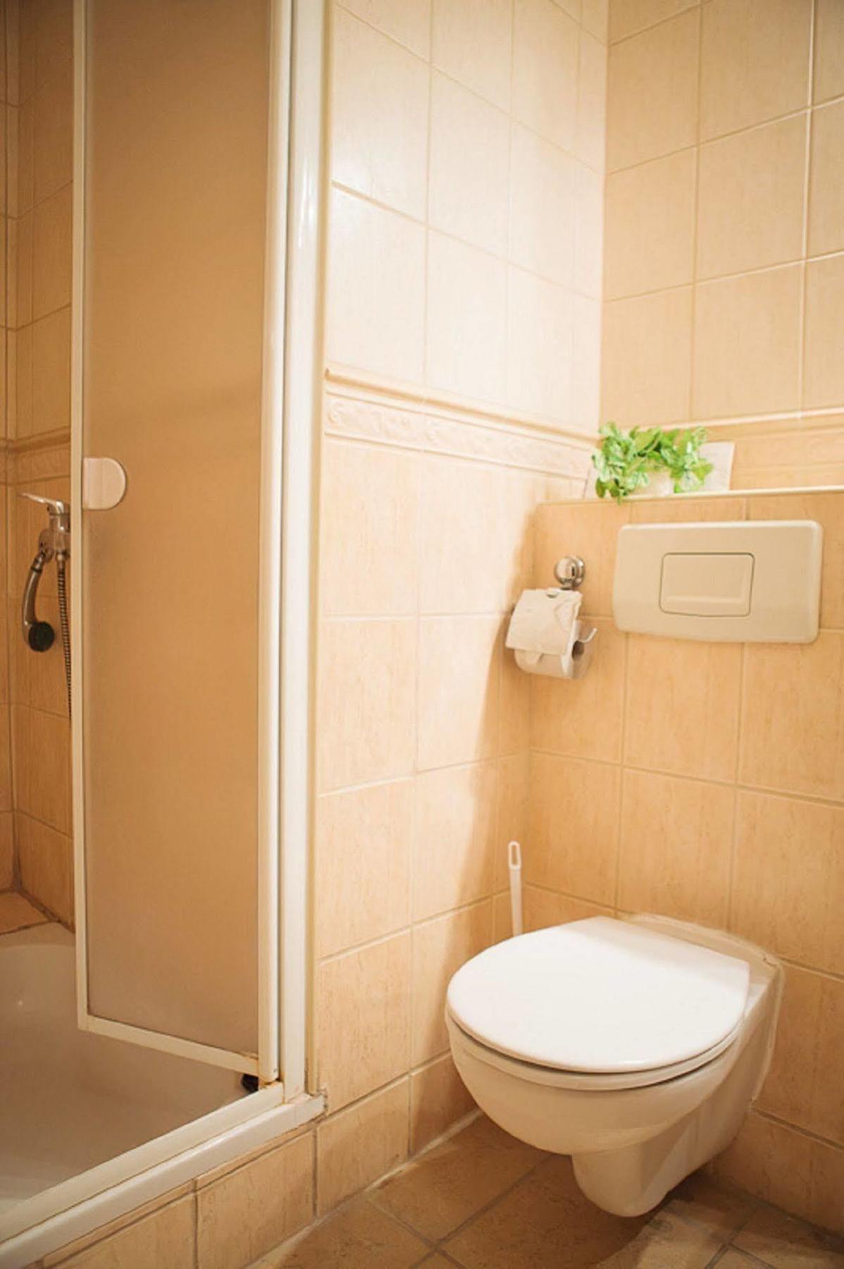 Hotel Satelit Pieszczany Zewnętrze zdjęcie